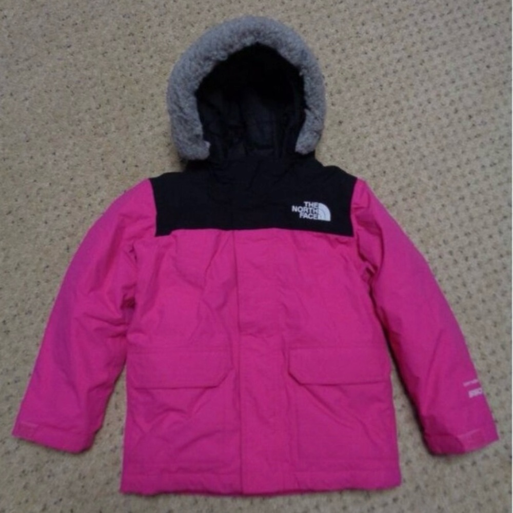 The North Face girl's size 5T pink/black waterproof  Dryvent 550 down fill coat